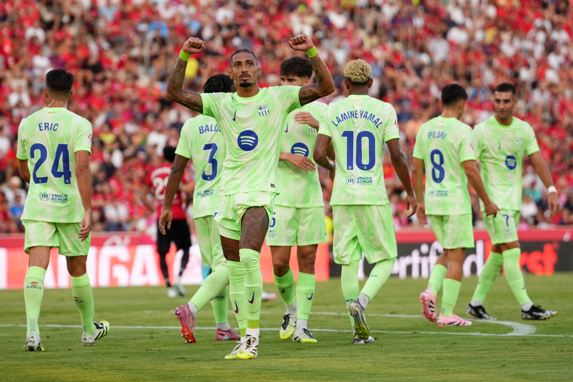 Barca Memulai Musim Dengan Kemenangan Meyakinkan Di Son Moix